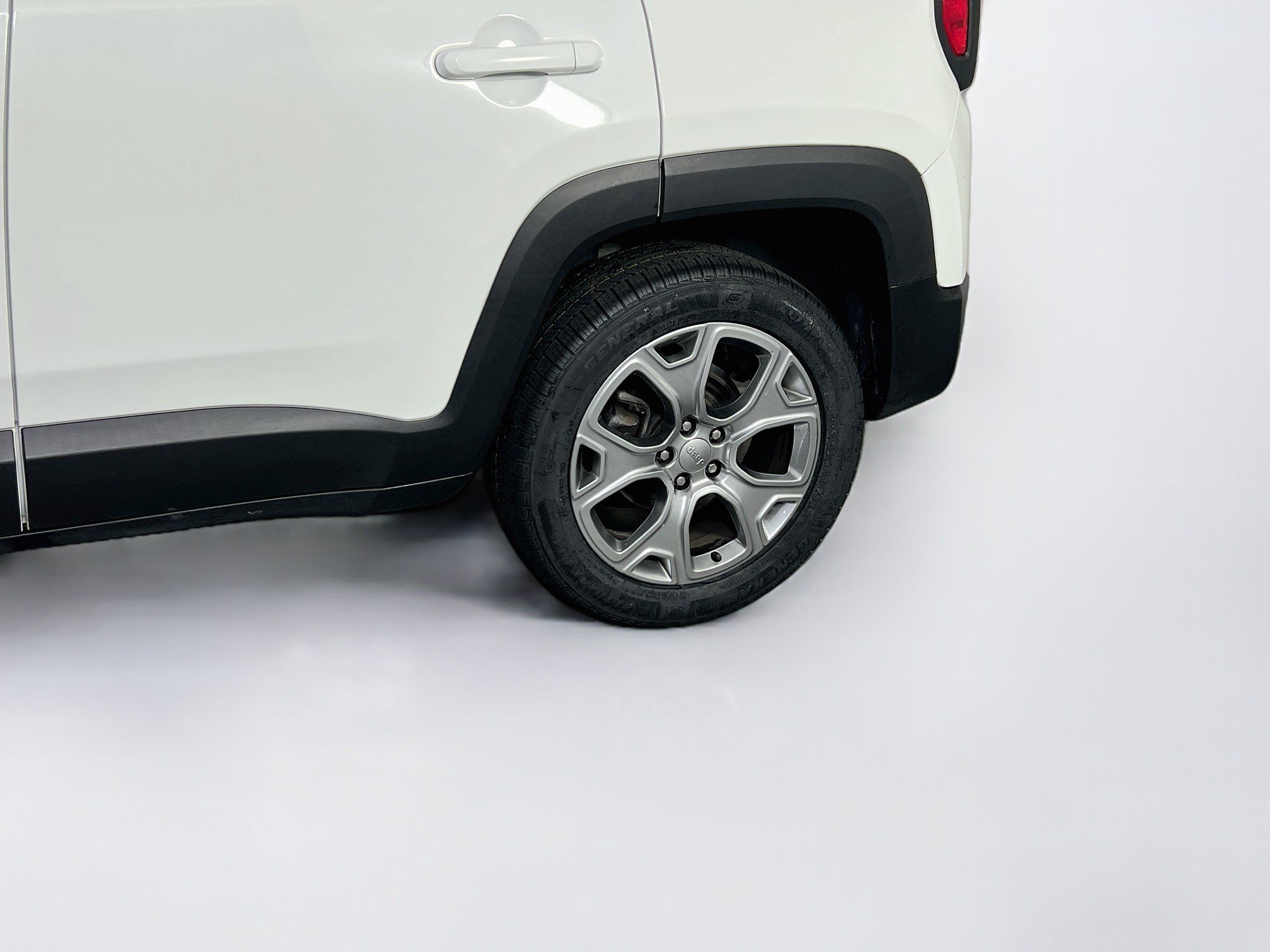 Used 2023 Jeep Renegade Limited AWD/4WD image 29
