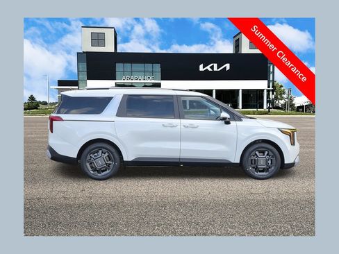 New 2026 Kia Carnival EX FWD image 1