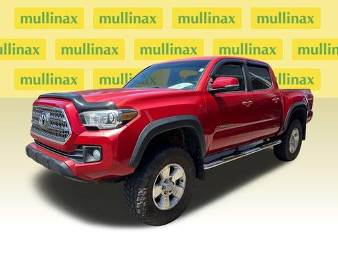 Used 2016 Toyota Tacoma TRD Off-Road w/ Towing Package RWD image 4
