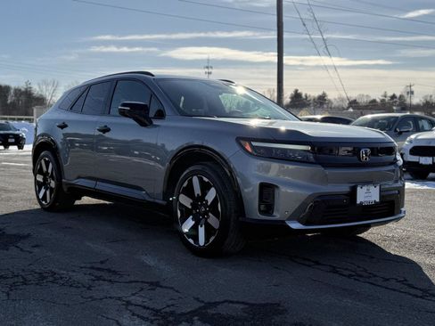 Used 2025 Honda Prologue Elite image 3