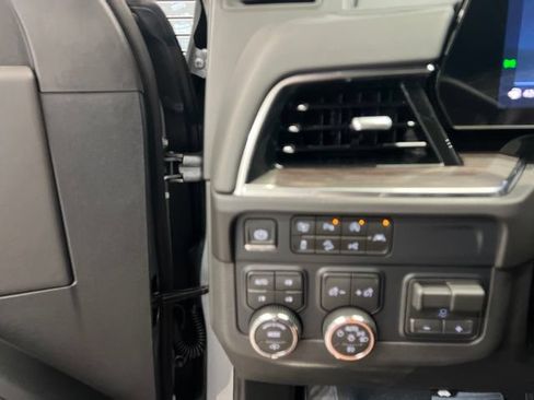 New 2026 Chevrolet Tahoe Z71 w/ Z71 Off-Road Package AWD/4WD image 12