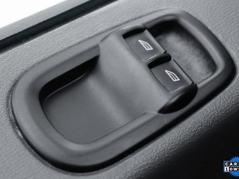 Used 2020 Ford Transit 350 XLT image 19