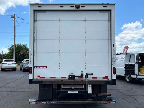 Used 2019 Chevrolet Express 3500 Extended w/ Power Convenience Package RWD image 12