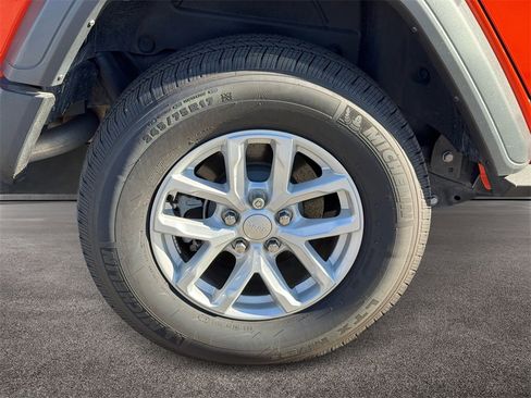 Used 2023 Jeep Wrangler Sport S w/ Sun And Sound Package image 8