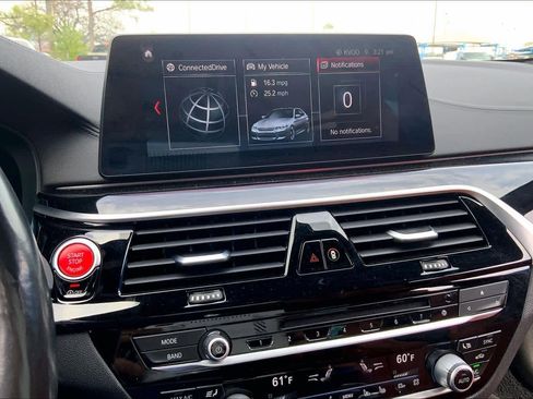 Used 2019 BMW M5 w/ Executive Package image 7