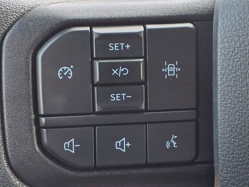 Used 2022 Ford F150 XLT image 22