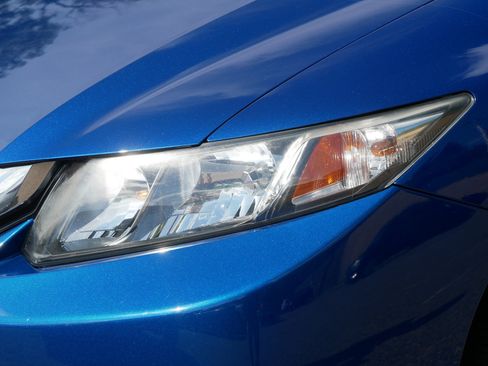 Used 2015 Honda Civic EX image 16