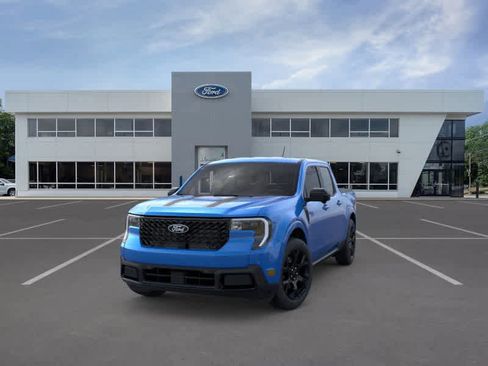 New 2025 Ford Maverick Lariat w/ Black Appearance Package image 2