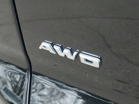 Used 2020 Cadillac XT4 Premium Luxury w/ Enhanced Visibility Package image 30