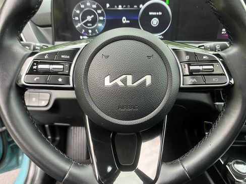 Used 2024 Kia Seltos EX AWD/4WD image 13