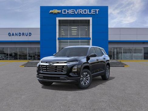 New 2026 Chevrolet Equinox LT w/ Safety and Technology Package AWD/4WD image 8