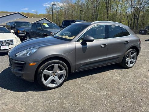 Used 2016 Porsche Macan S AWD/4WD image 22