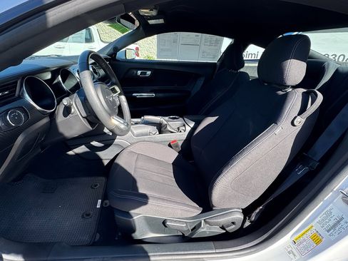 Used 2022 Ford Mustang Coupe image 11