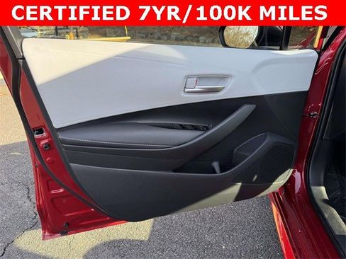 Used 2024 Toyota Corolla SE image 8