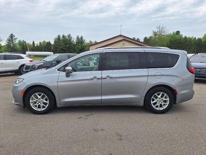 Used 2021 Chrysler Pacifica Touring-L