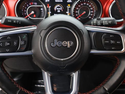 Used 2021 Jeep Wrangler Rubicon w/ LED Lighting Group image 19