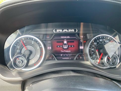 Used 2022 RAM 3500 Tradesman AWD/4WD image 12