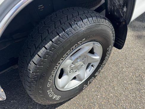 Used 2002 Toyota Tundra SR5 RWD image 30