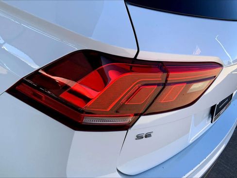 Used 2024 Volkswagen Tiguan Wolfsburg Edition image 37