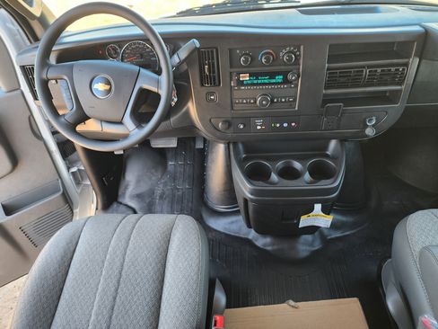 New 2025 Chevrolet Express 3500 w/ Power Convenience Package image 16