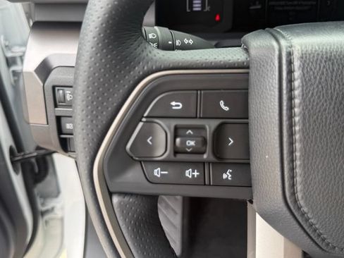 Used 2026 Toyota 4Runner SR5 AWD/4WD image 16