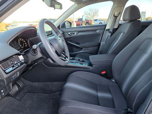Used 2023 Honda Civic LX image 9
