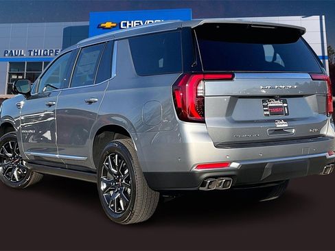 New 2026 GMC Yukon Denali w/ Sun & Power Step Package image 3
