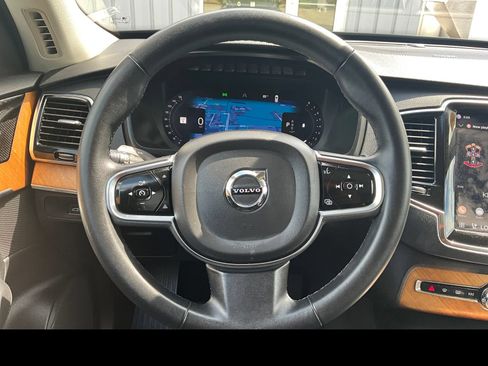 Used 2023 Volvo XC90 B5 Plus w/ Protection Package Premier AWD/4WD image 3