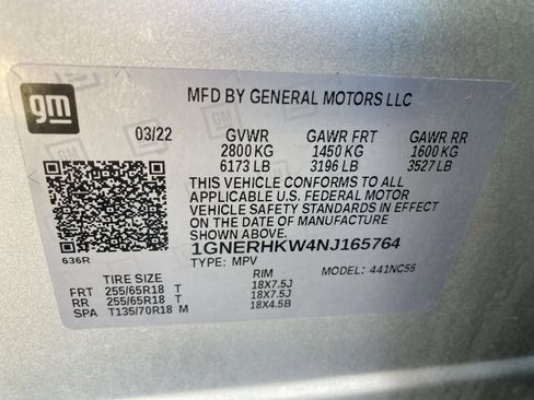 Used 2022 Chevrolet Traverse LT image 49