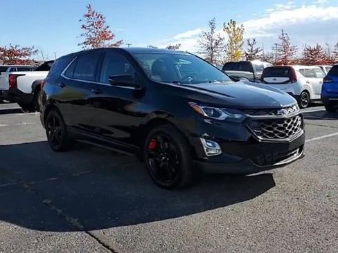 Certified 2019 Chevrolet Equinox LT image 2