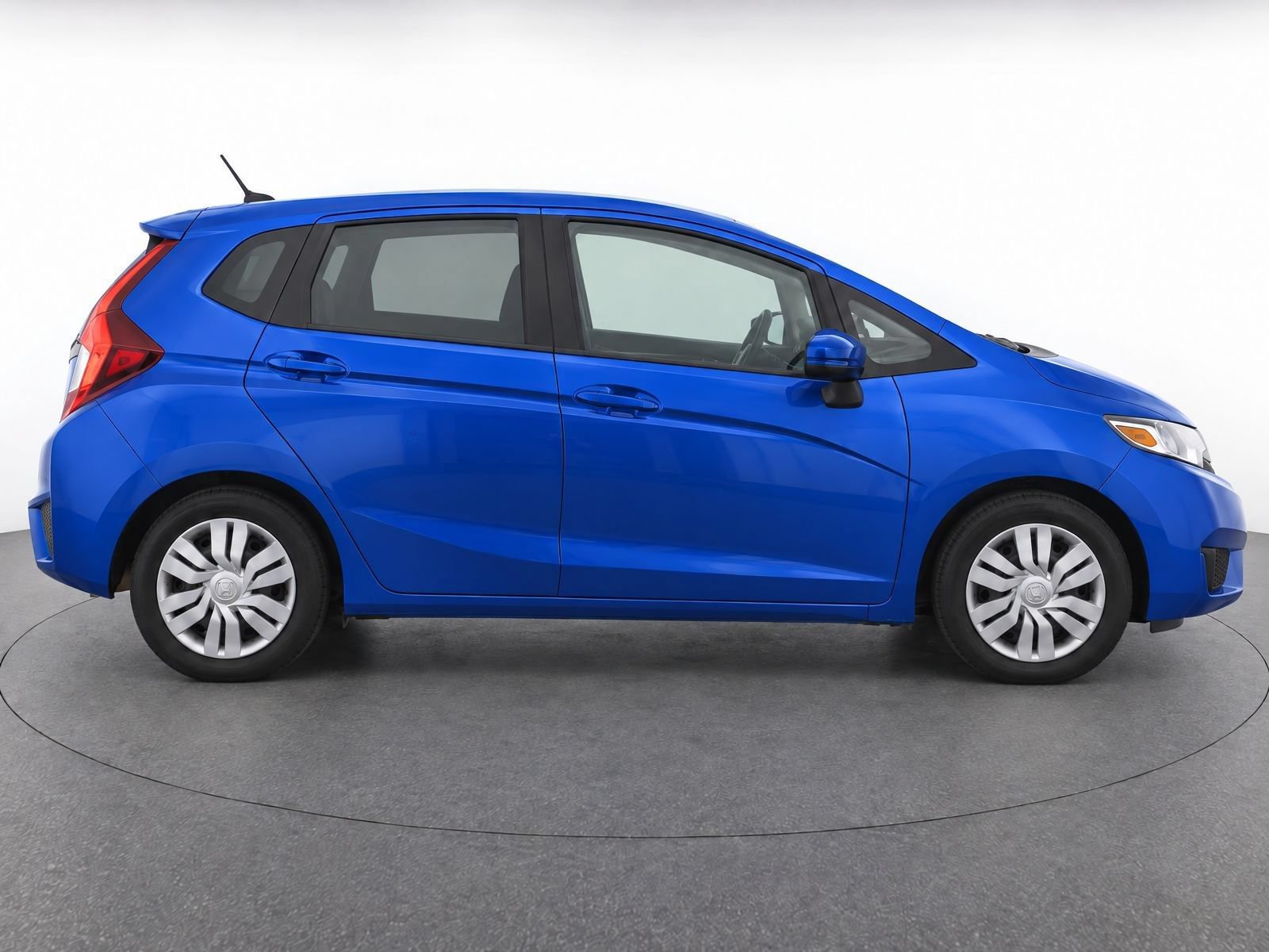 Used 2017 Honda Fit LX image 4