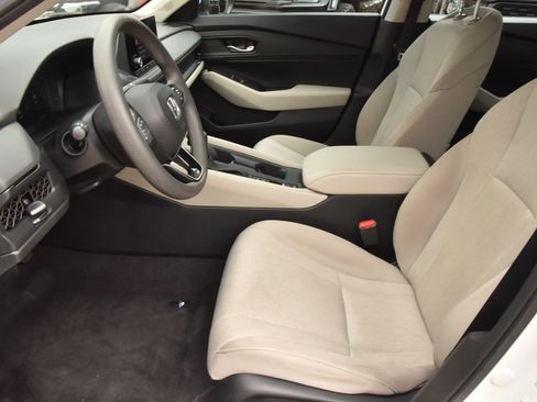 Used 2024 Honda Accord EX image 13