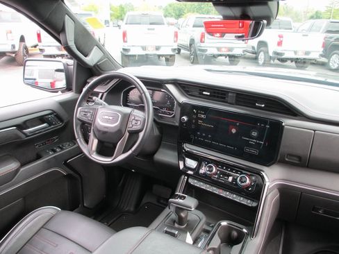 Certified 2024 GMC Sierra 1500 AT4X image 29