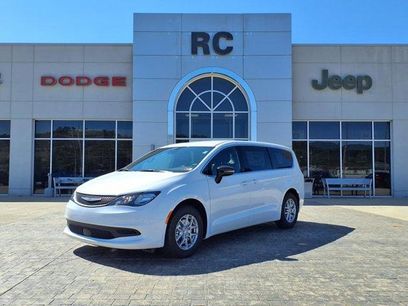 New 2025 Chrysler Voyager LX