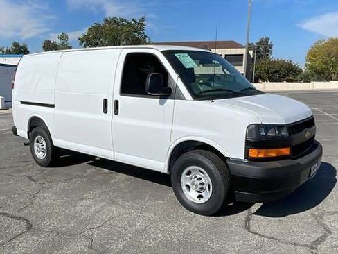 New 2026 Chevrolet Express 2500 w/ Driver Convenience Package image 28