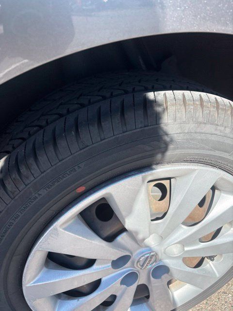 Used 2015 Nissan Sentra S FWD image 14