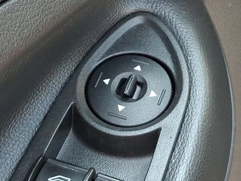 Used 2017 Ford Escape SE AWD/4WD image 17
