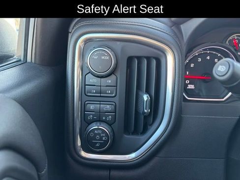 Certified 2022 Chevrolet Silverado 1500 LTZ w/ LTZ Premium Package image 18