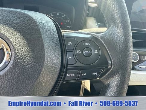 Used 2024 Toyota Corolla LE FWD image 27