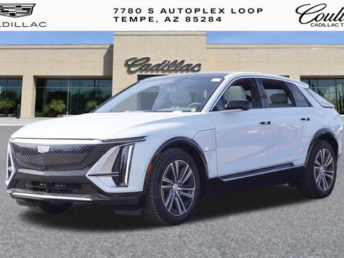 New 2026 Cadillac Lyriq Luxury image 4