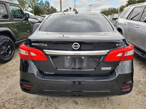 Used 2019 Nissan Sentra SV w/ Special Edition Package image 6