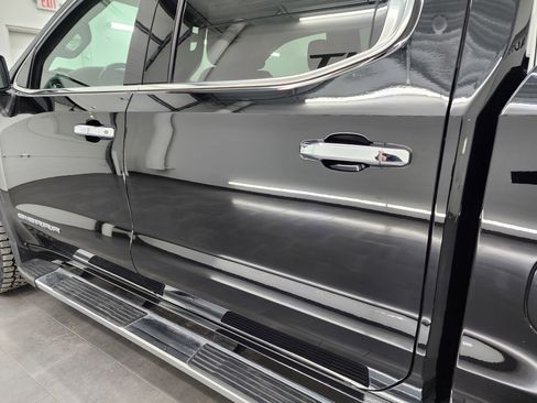 Used 2019 GMC Sierra 1500 SLE image 36