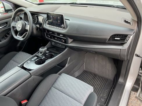 Certified 2023 Nissan Rogue SV image 19