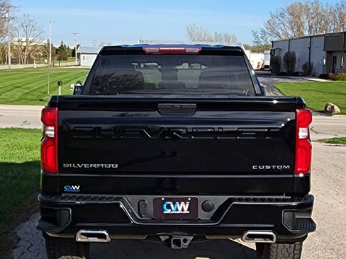 Used 2019 Chevrolet Silverado 1500 Custom Trail Boss w/ Custom Convenience Package AWD/4WD image 12