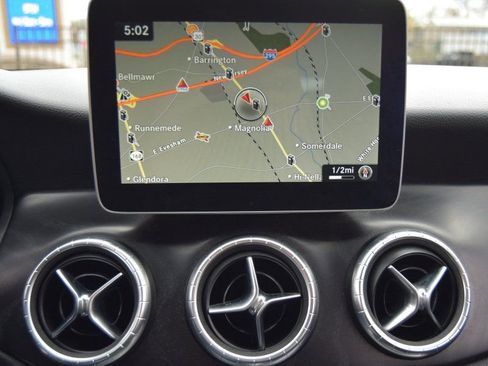 Used 2019 Mercedes-Benz CLA 250 4MATIC image 24