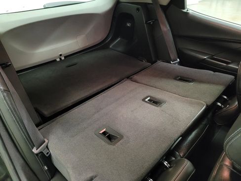 Used 2023 Chevrolet Bolt LT image 36