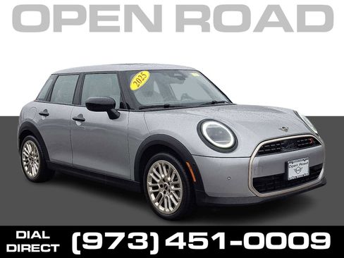 Used 2025 MINI Cooper S image 1