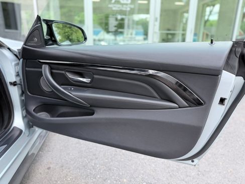 Used 2015 BMW M4 Coupe RWD image 36