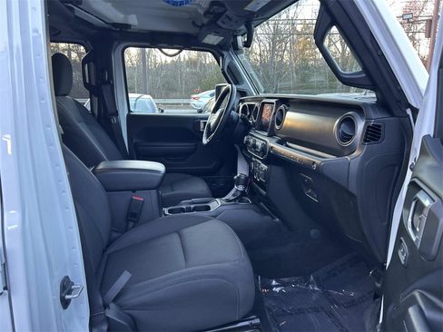 Used 2023 Jeep Wrangler Unlimited w/ Dual Top Group image 20