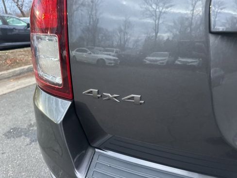 Used 2016 Jeep Compass 75th Anniversary w/ Power Value Group image 12